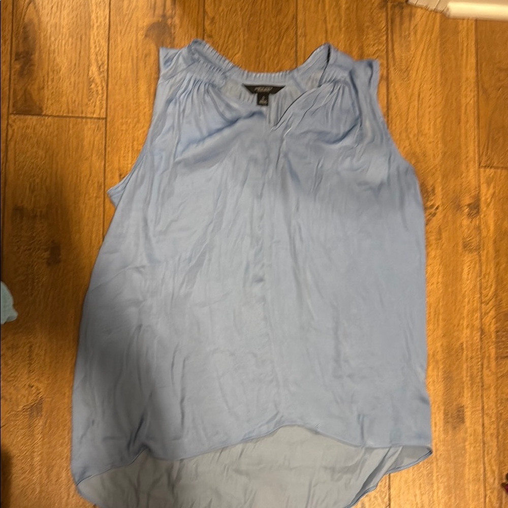 Simply Vera Vera Wang Blue Silky Relaxed Sleeveless Tank